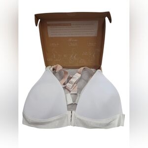 Nuturally Pumping/Nursing Bra NWT Pink White Size Small